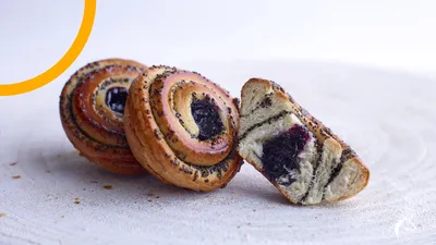 Fruity Poppy seeds Bun