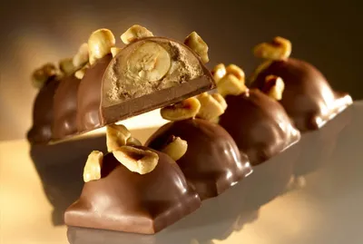Pralinés and nut pastes